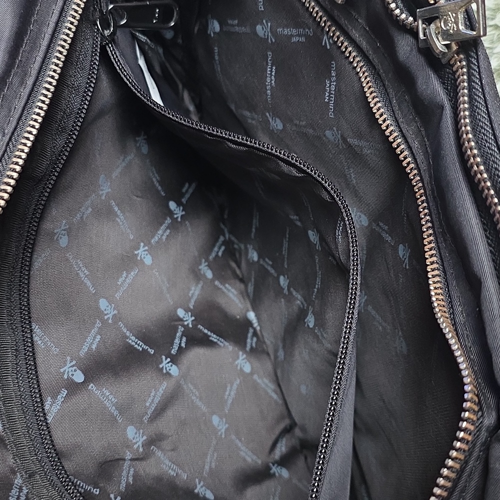 Black Crossbody Bag - Picture 4 of 10
